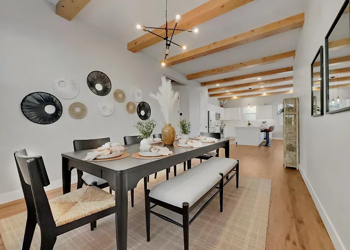 Calle Luna Holiday home *
